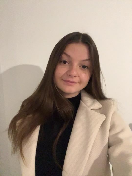 Alicia Equipe